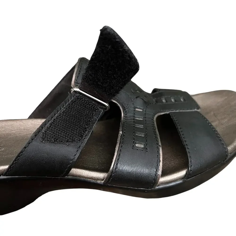 Clarks Bendables Ella Celtic Sandals 8.5 Black Leather Laser Cutout Wedge Slide
